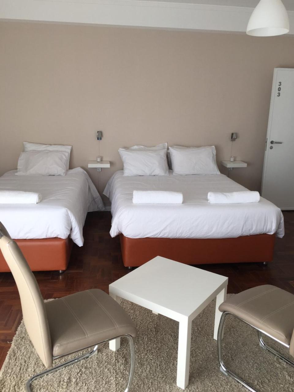 Pensión Lx Center