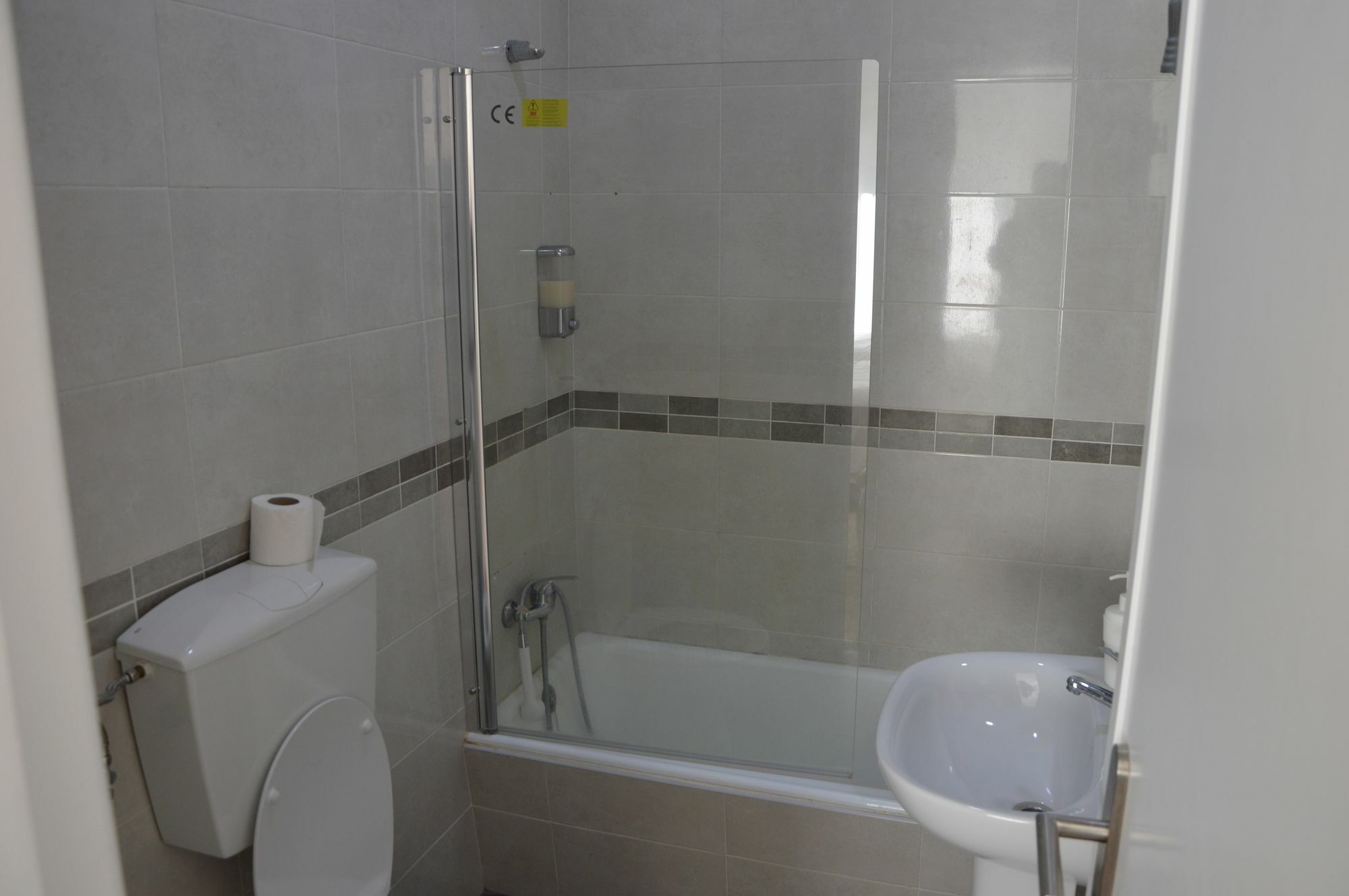Lx Center Pensión 3*
